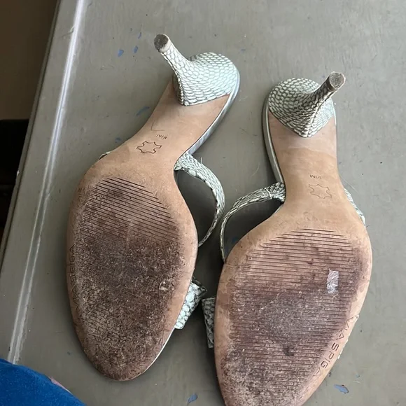 Via Spiga bare back sandal. 9.5  Snakeskin print. - Picture 6 of 6